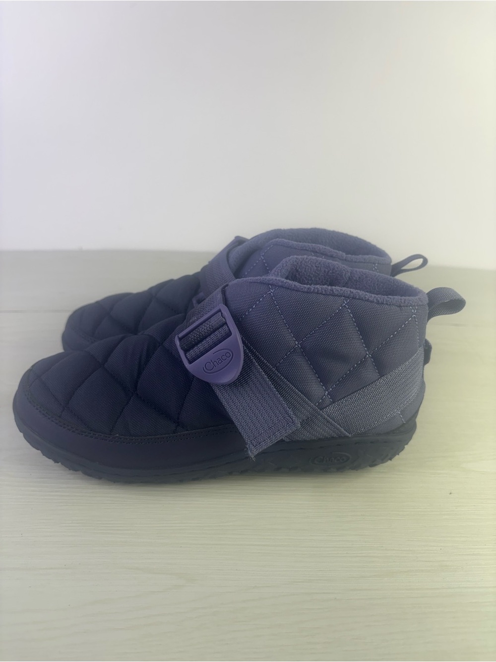 Women’s Chaco Ramble Puff Ankle Boot Purple size 7
